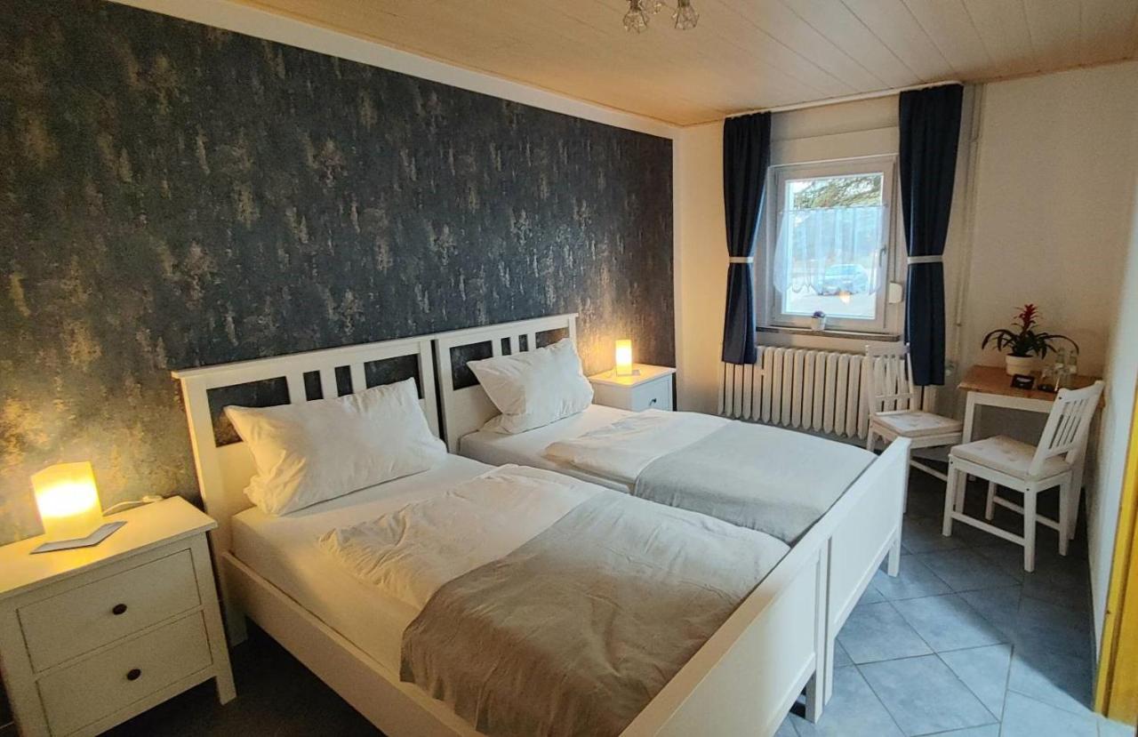 Pension Zum Lindenwald Colbitz Buitenkant foto