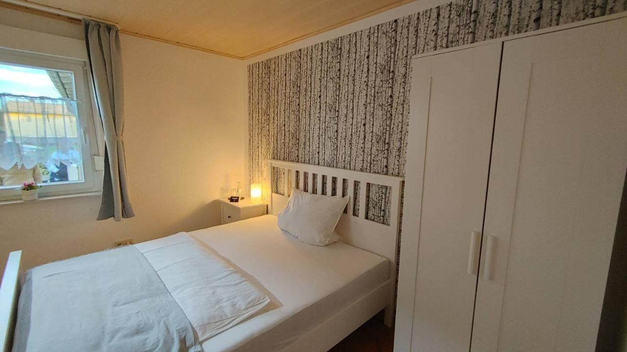 Pension Zum Lindenwald Colbitz Buitenkant foto