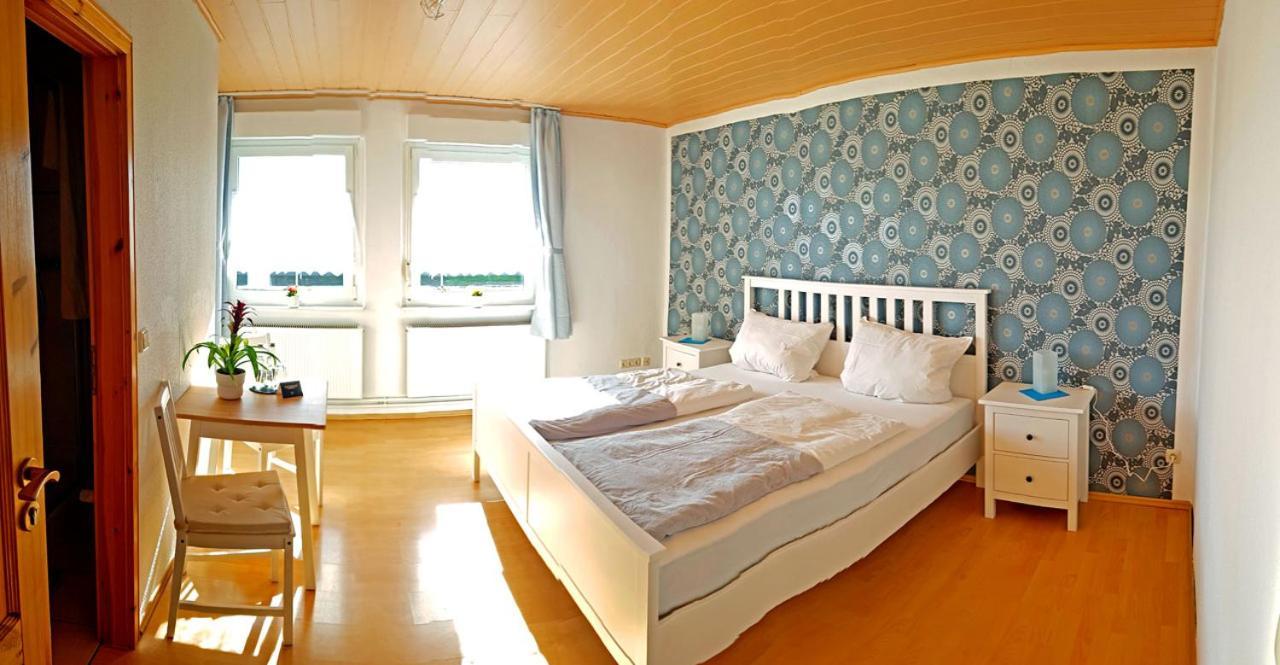 Pension Zum Lindenwald Colbitz Buitenkant foto