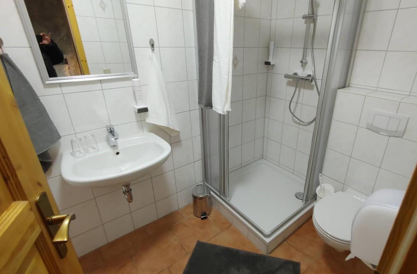 Pension Zum Lindenwald Colbitz Buitenkant foto
